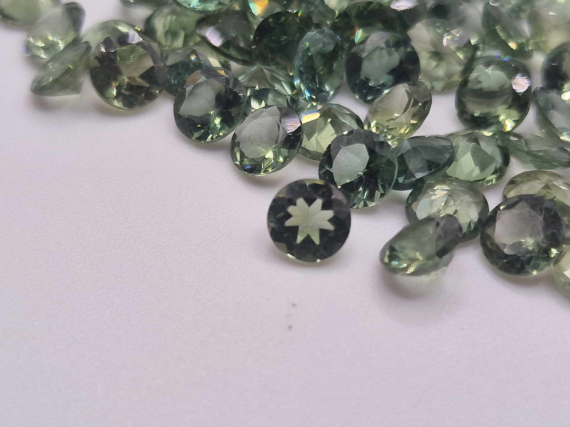 5mm round green apatite facet