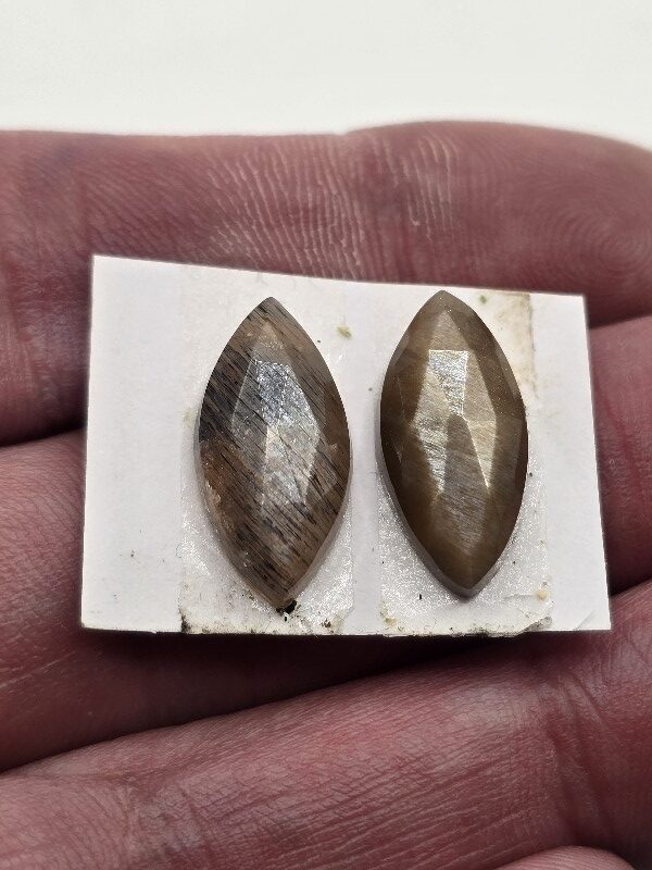 19x9x4mm Rose-cut moonstone cabochon pair