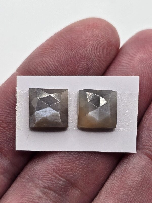 10x10x5mm Rose-cut moonstone cabochon pair