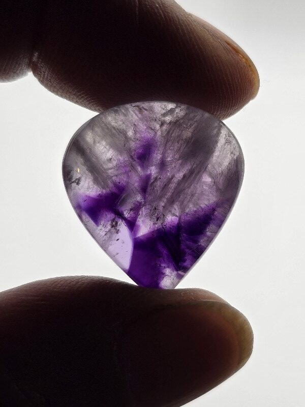 24x22mm trapiché amethyst cabochon