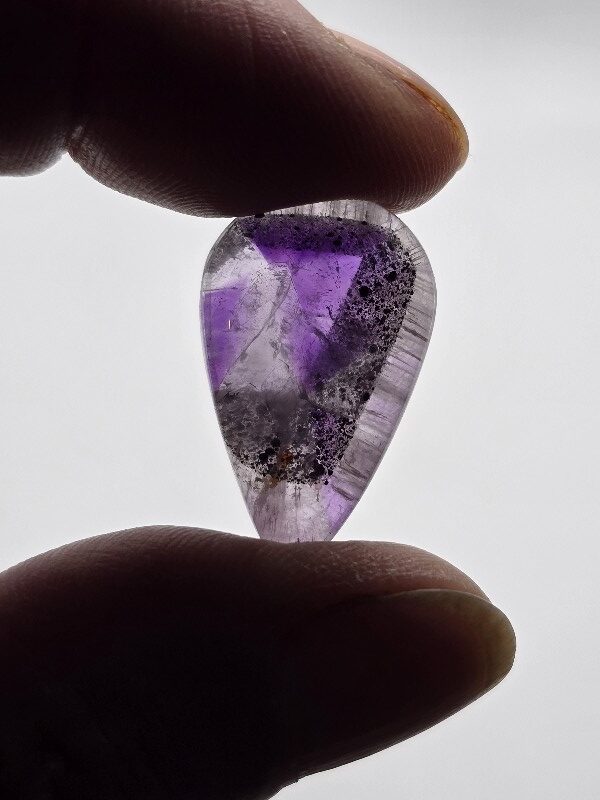 27x17mm trapiché amethyst cabochon