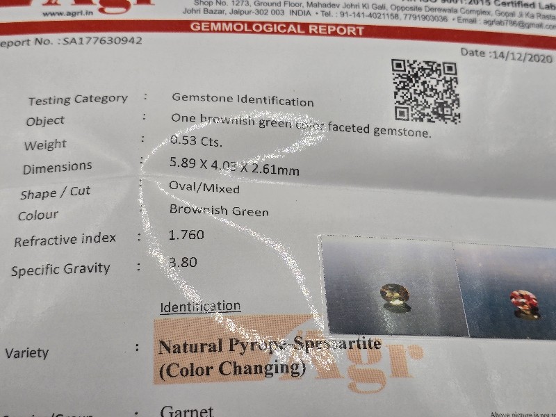 5.89x4.03x2.61mm oval/mixed-cut, colour-change garnet facet. Lab certified - Image 3