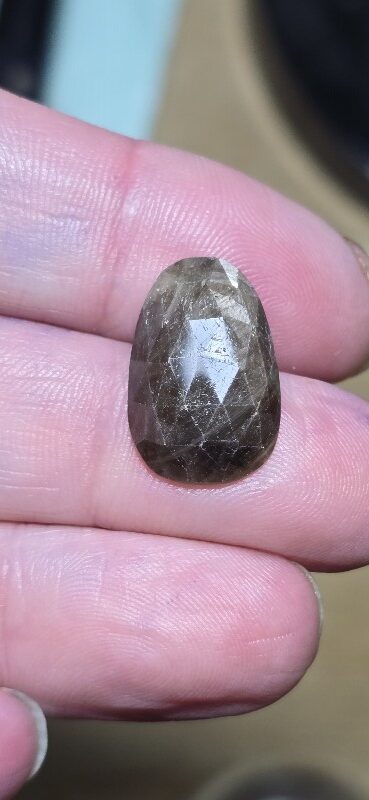 20.2x13.5mm rose-cut freeform Kenyan gold-sheen Zawadi sapphire cabochon