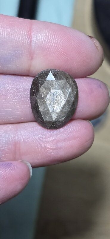 21.0x16.6mm rose-cut freeform Kenyan gold-sheen Zawadi sapphire cabochon