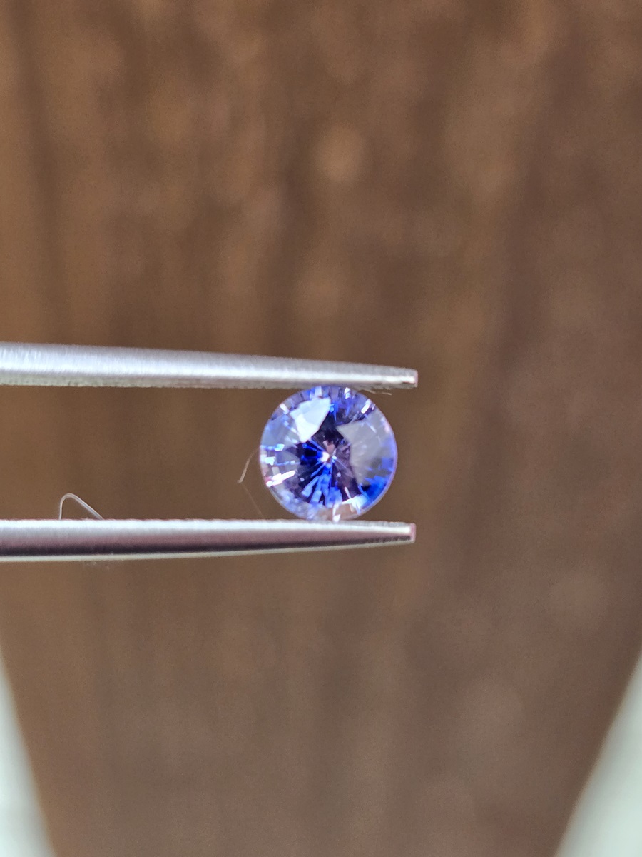5.27x5.25x3.68mm round blue sapphire facet