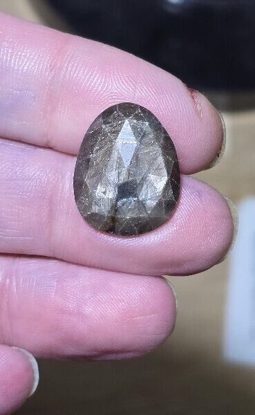 21.1x17.0mm rose-cut freeform Kenyan gold-sheen Zawadi sapphire cabochon