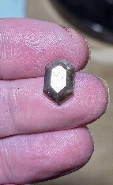 14.2x9.0mm rose-cut freeform Kenyan gold-sheen Zawadi sapphire cabochon