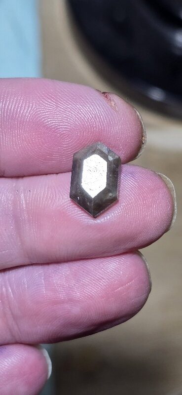 14.2x9.0mm rose-cut freeform Kenyan gold-sheen Zawadi sapphire cabochon