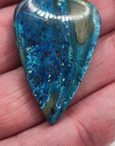 38x25mm Shattuckite cabochon