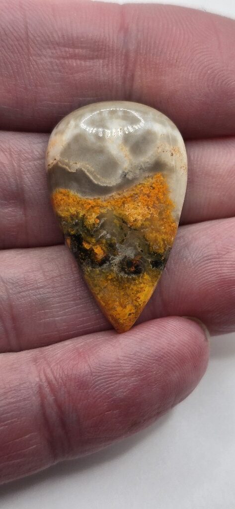 33x20mm bumblebee jasper cabochon