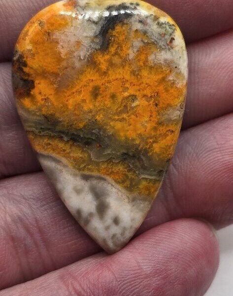 39x27mm bumblebee jasper cabochon
