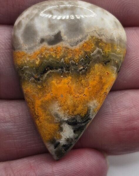 39x28mm bumblebee jasper cabochon