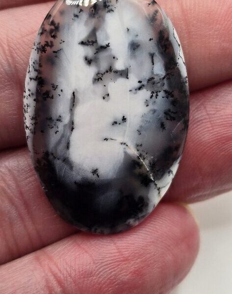 37x24mm Dendritic chalcedony cabochon