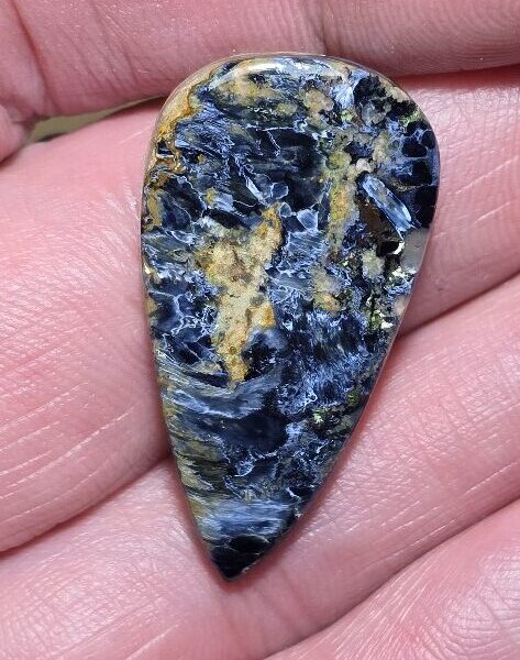 33x17mm pietersite cabochon