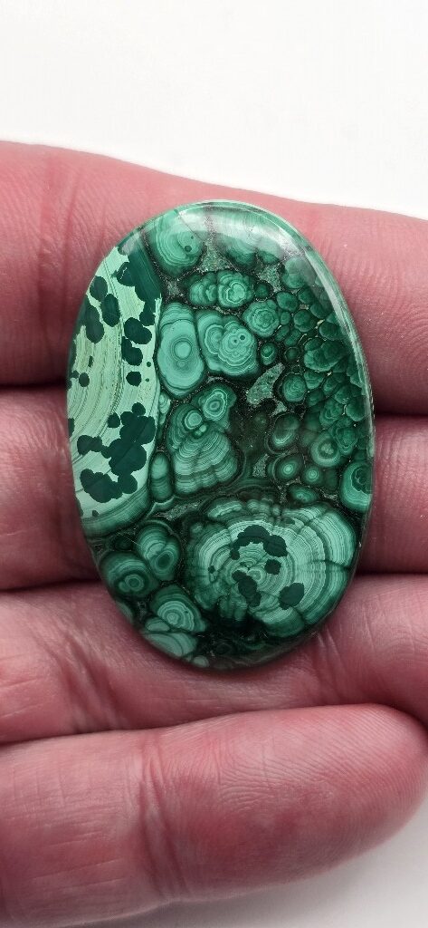 43x28mm Malachite cabochon