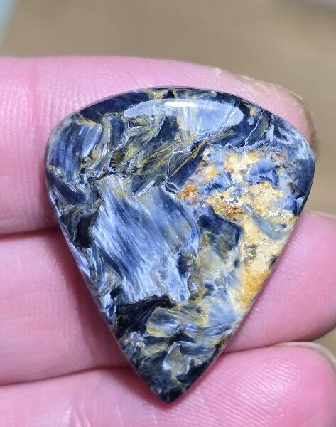 33x27mm pietersite cabochon