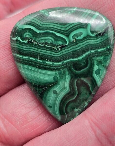 34x29mm Malachite cabochon