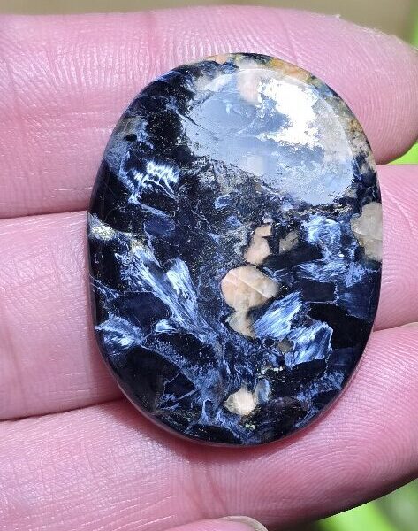 37x28mm pietersite cabochon