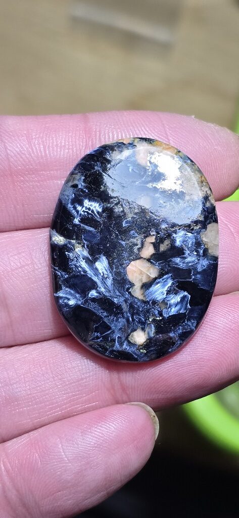 37x28mm pietersite cabochon