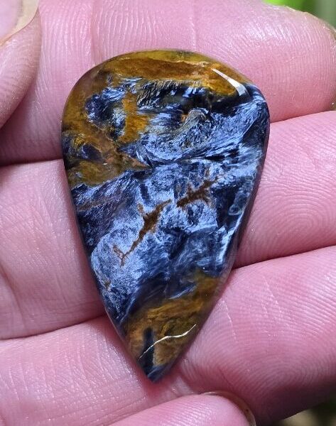 37x25mm pietersite cabochon