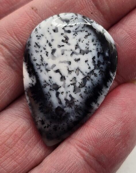 36x25mm Dendritic chalcedony cabochon