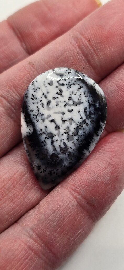 36x25mm Dendritic chalcedony cabochon