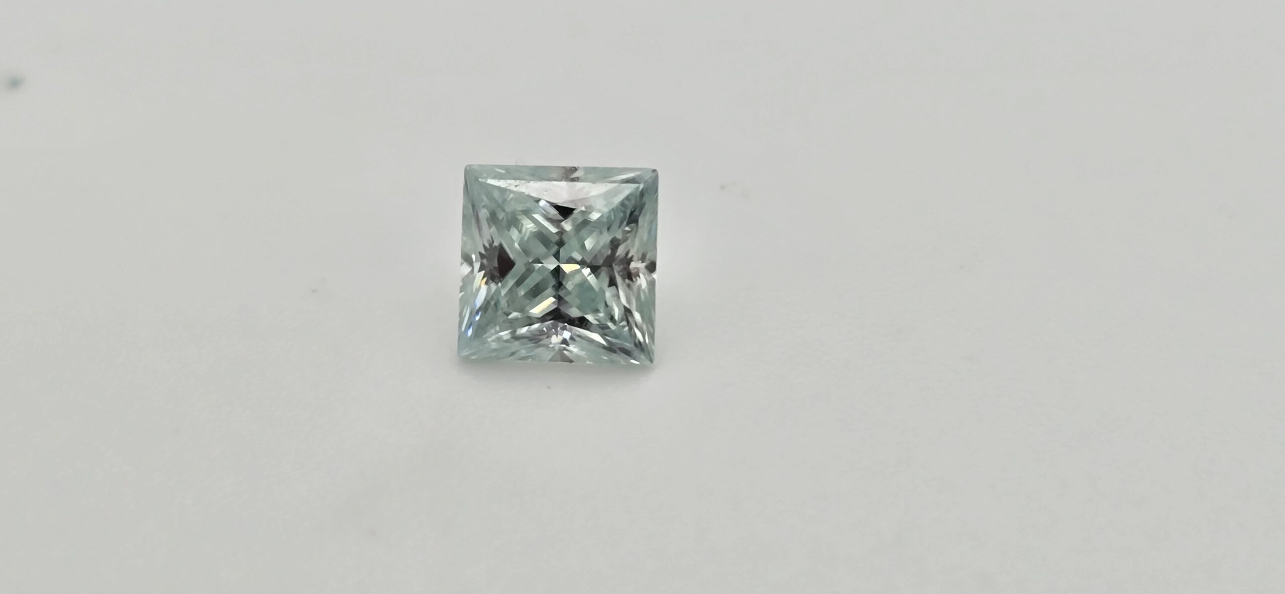 6mm princess-cut pale blue moissanite facet - budget line