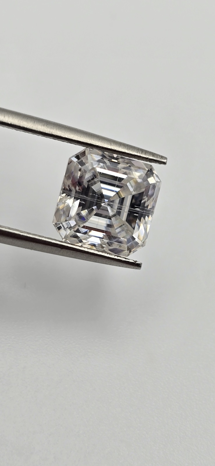 8mm asscher-cut bright white moissanite facet - budget line