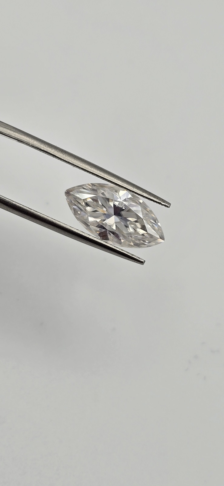 14x7mm marquise-cut bright white moissanite facet - budget line