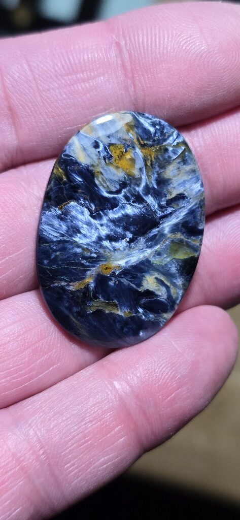 38x27mm pietersite cabochon