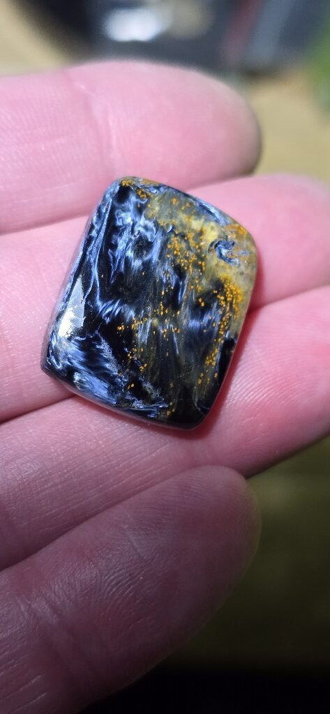 25x20mm pietersite cabochon