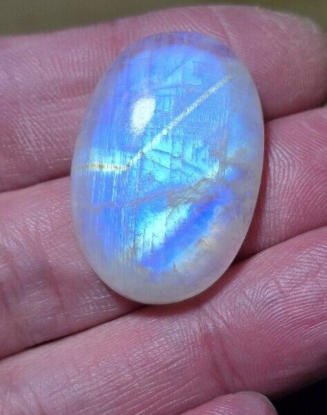34x23mm moonstone cabochon