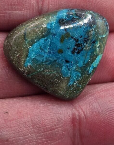 24x21mm Shattuckite cabochon