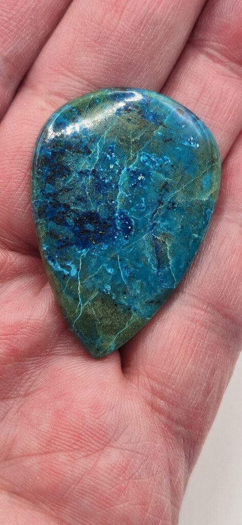 44x31mm Shattuckite cabochon