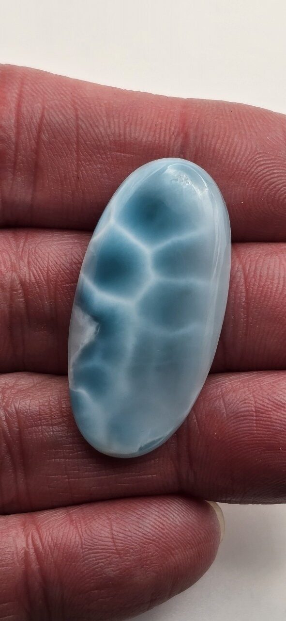 39x19mm AAA-grade larimar cabochon
