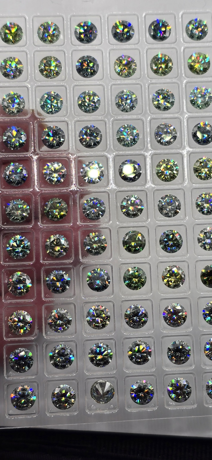 6.5mm round-cut blue/green moissanite facet - budget line