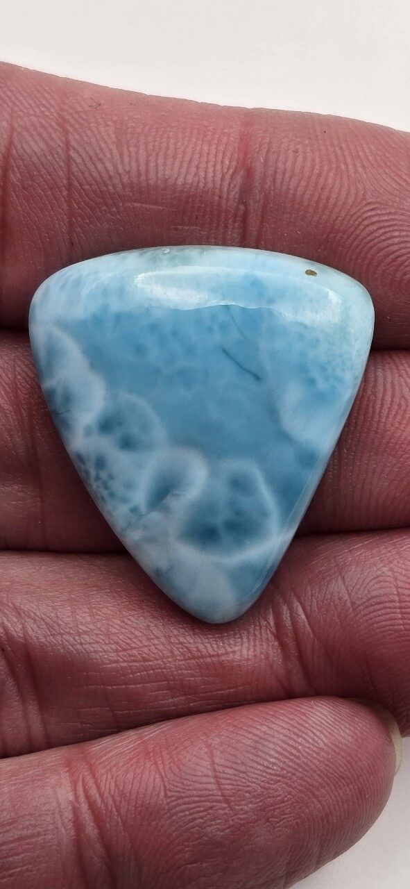 30x27mm AAA-grade larimar cabochon