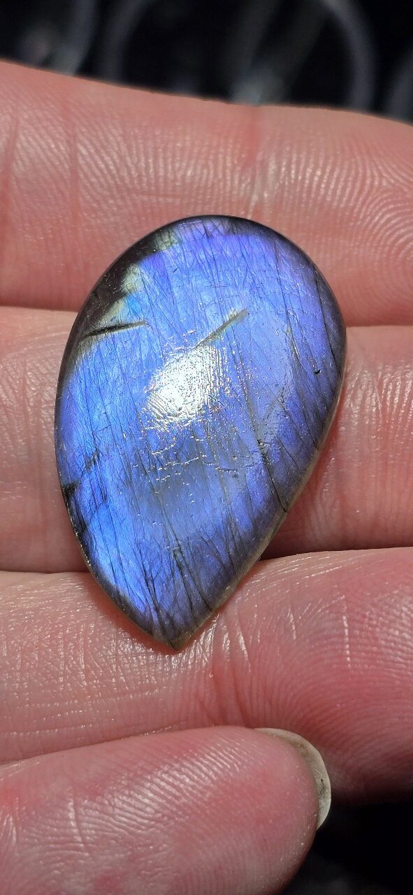 32x20mm purple labradorite cabochon