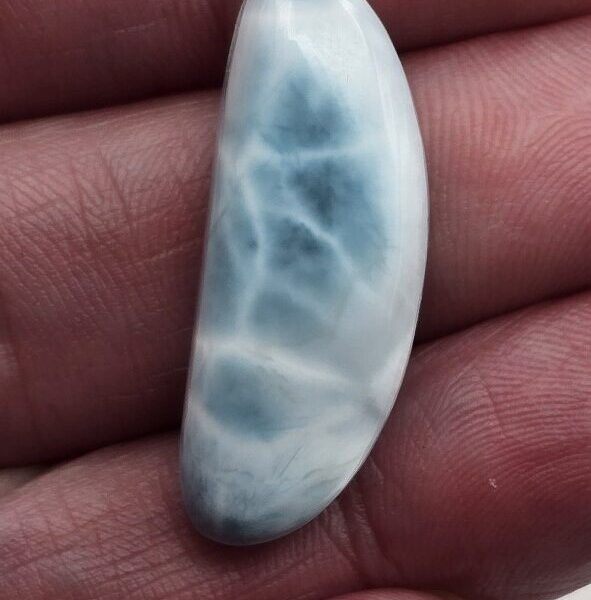 33x13mm AAA-grade larimar cabochon