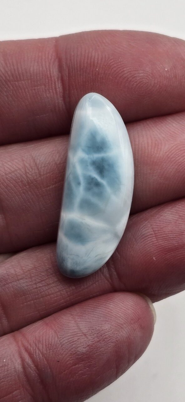 33x13mm AAA-grade larimar cabochon