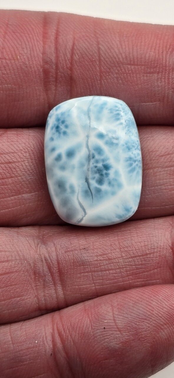 24x18mm AAA-grade larimar cabochon