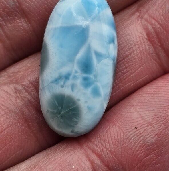 25x13mm AAA-grade larimar cabochon