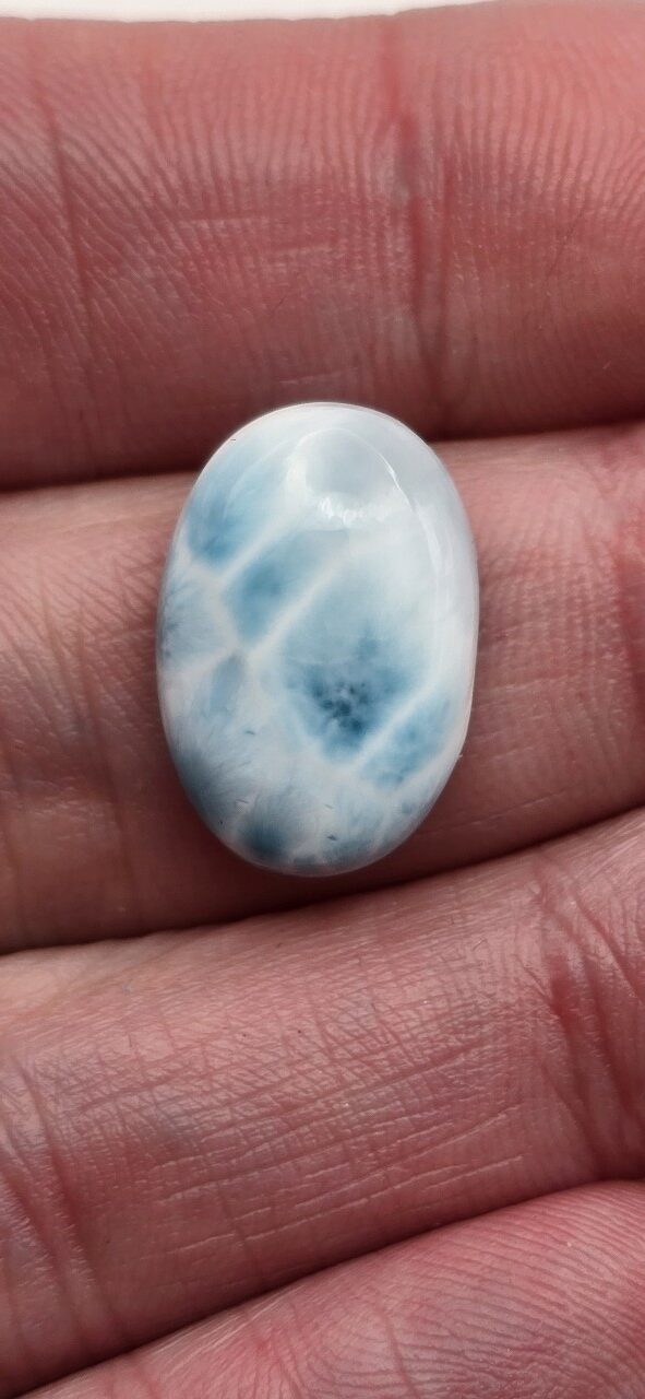 19x13mm AAA-grade larimar cabochon