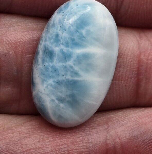24x15mm AAA-grade larimar cabochon