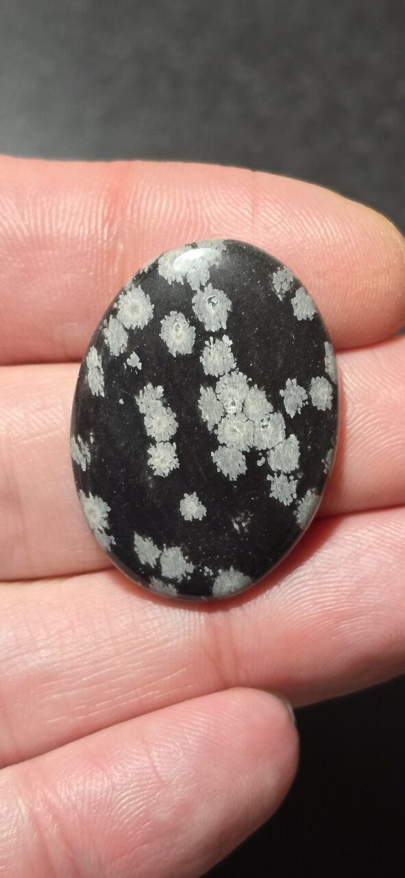 34x25mm snowflake obsidian cabochon