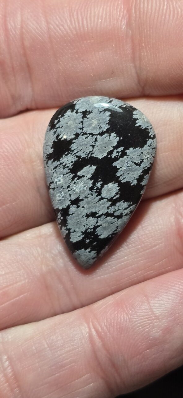 30x19mm snowflake obsidian cabochon