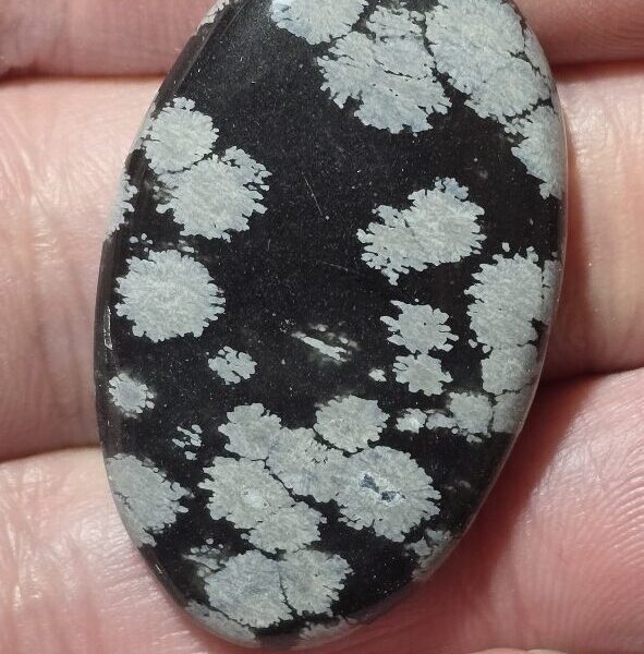 38x23mm snowflake obsidian cabochon