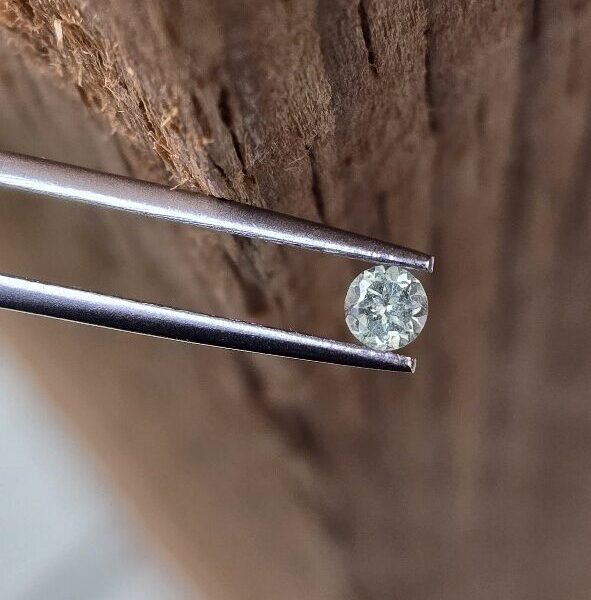 3.50x2.19mm round Australian sapphire facet