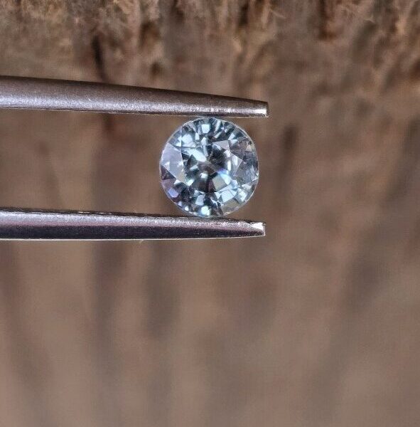 4.36x3.33mm round Australian sapphire facet