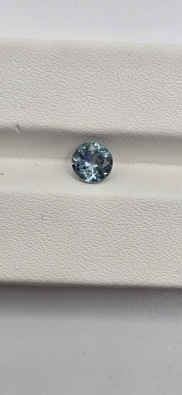 5.05x3.11mm round Australian sapphire facet
